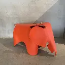 Eames Elephant rood