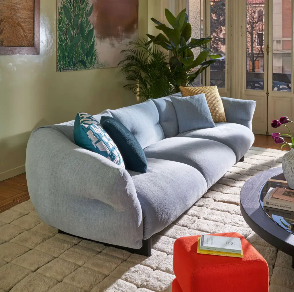 Cassina Moncloud sofa zetel in Leuven Hasselt Brussel Zoutleeuw Sint-Truiden interieur winkel Loncin design 4.webp