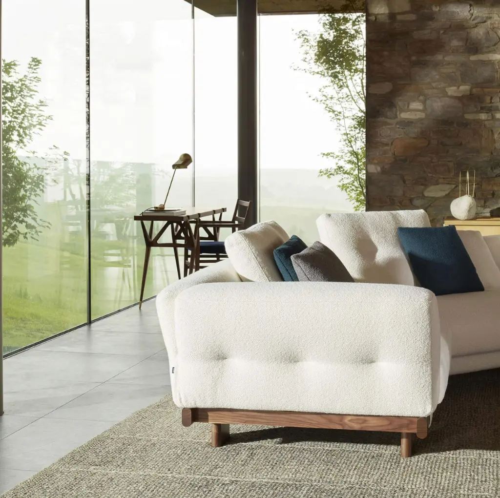 Sengu zetel sofa cassina Loncin Leuven Hasselt Mechelen Zoutleeuw Sint-Truiden limburg branbant brussels bruxells Liege .webp