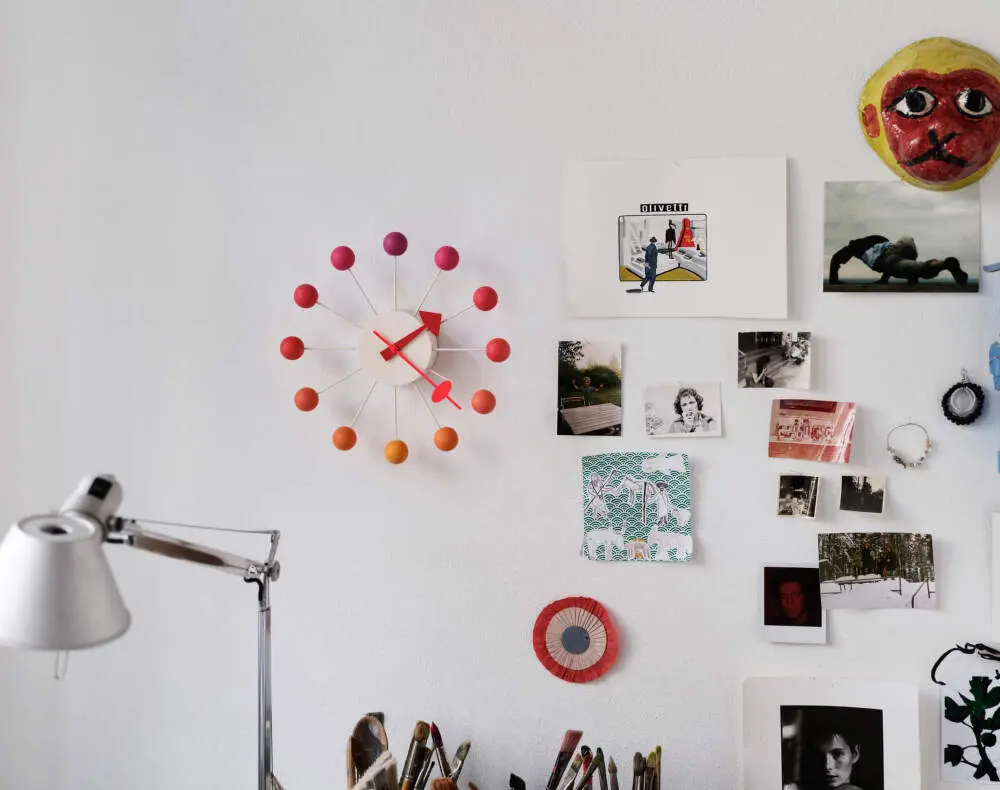 Ball Clock sunset Vitra special edition Leuven Hasselt Limburg Zoutleeuw brussel vlaanderen belgie design meubelwinkel interieur 1.webp