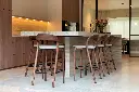 neva_light_bar Artisan kruk stool Loncin design meubelen interieur Leuven Hasselt Sint-Truiden Genk Limburg Brabant sfeer 1.webp