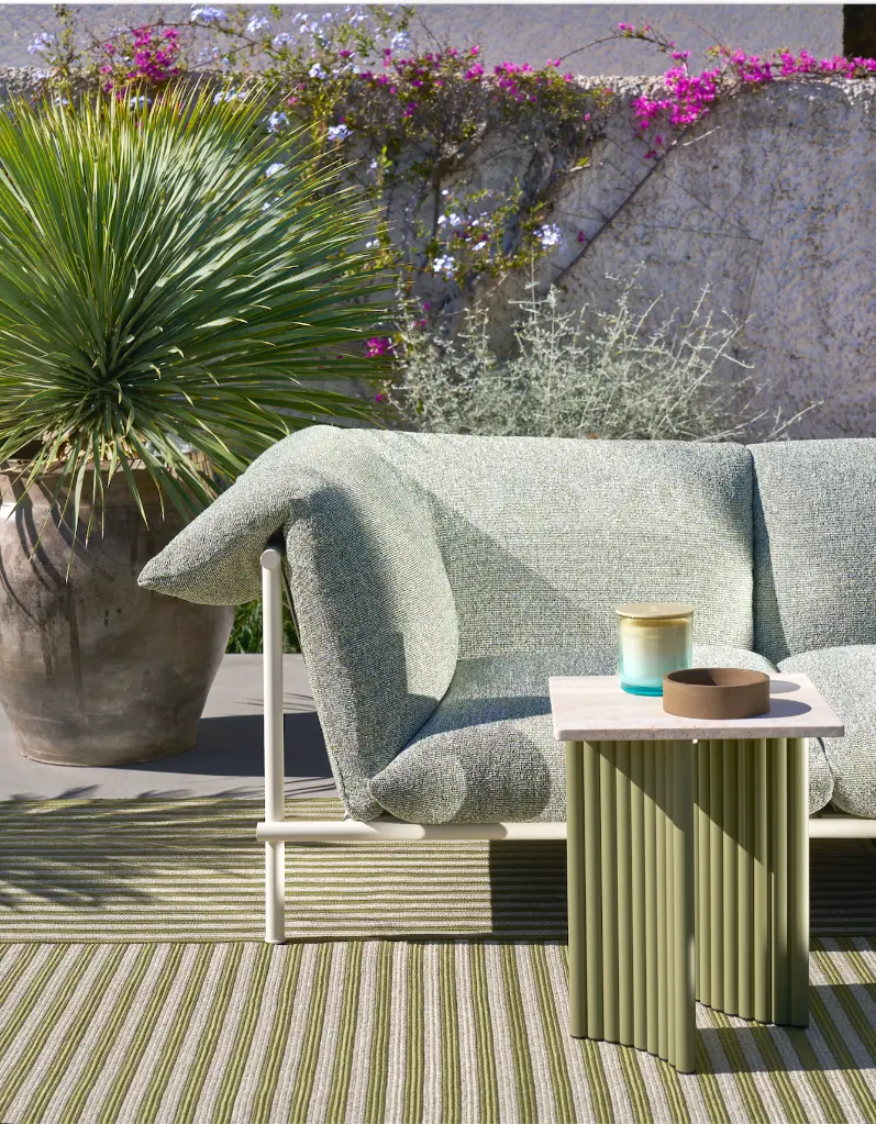 Vidalenta Cassina Outdoor sofa terras zetel Loncin Leuven Hasselt Mechelen Antwerpen Knokke terrasmeubelen Buitenmeubelen 2.webp