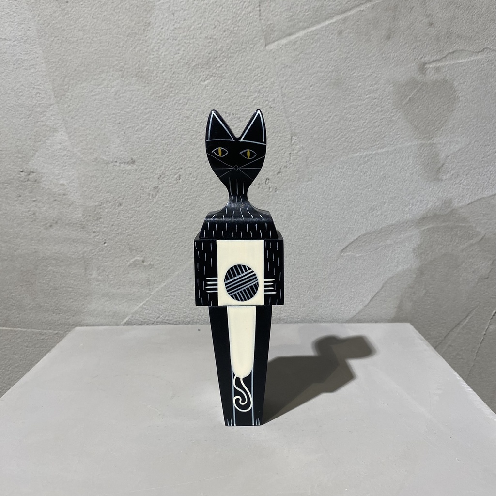 [1873] Wooden Doll Cat