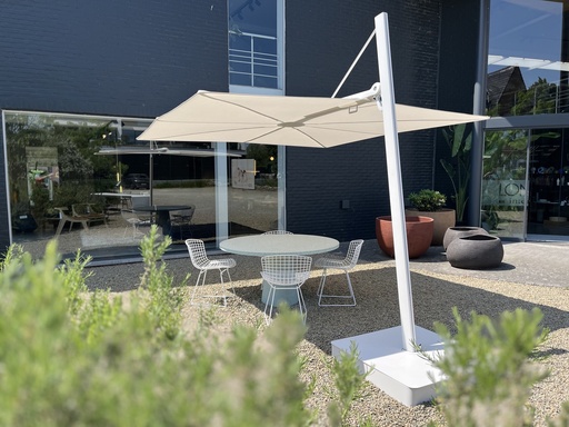 [3899] Parasol voor buiten